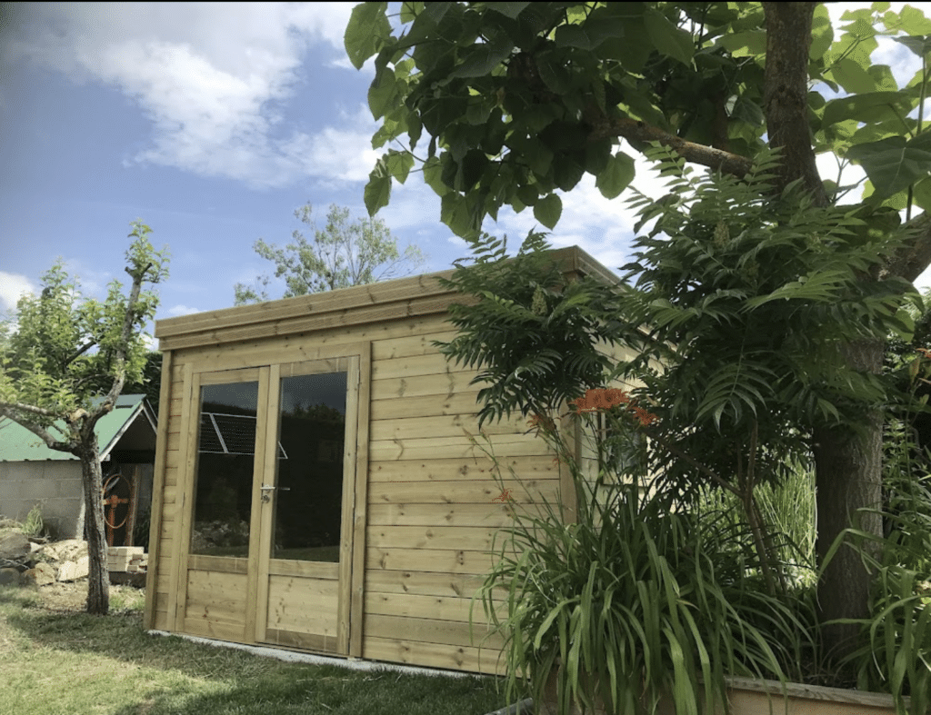 abri de jardin en bois (charge de neige)